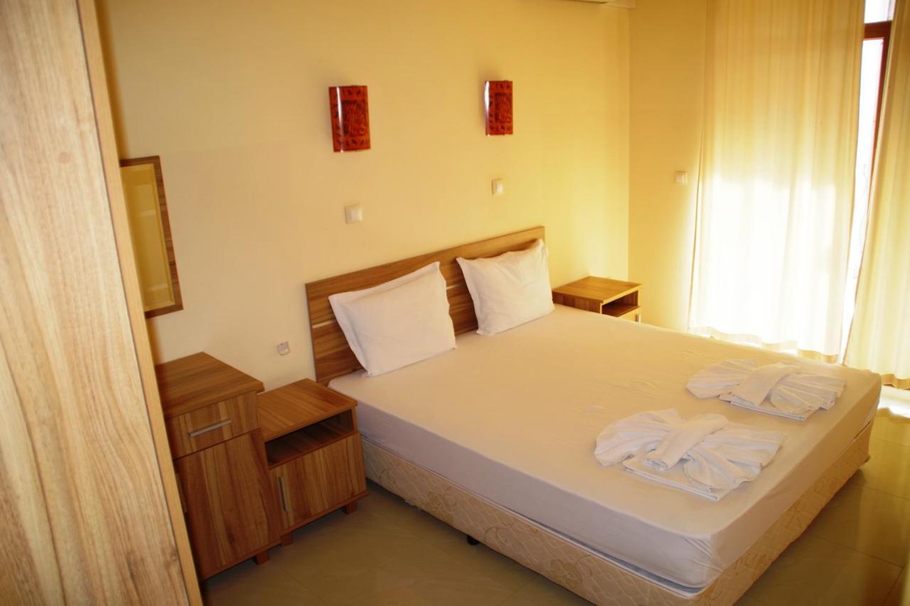 צ'רנומורץ Azura Garden Apartments מראה חיצוני תמונה