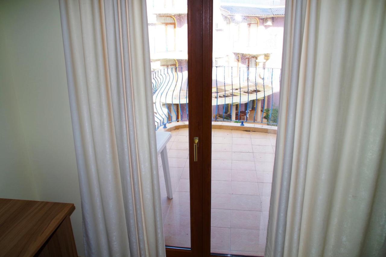 צ'רנומורץ Azura Garden Apartments מראה חיצוני תמונה