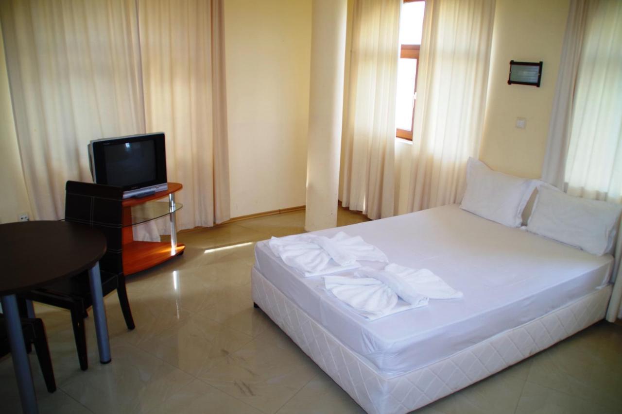 צ'רנומורץ Azura Garden Apartments מראה חיצוני תמונה