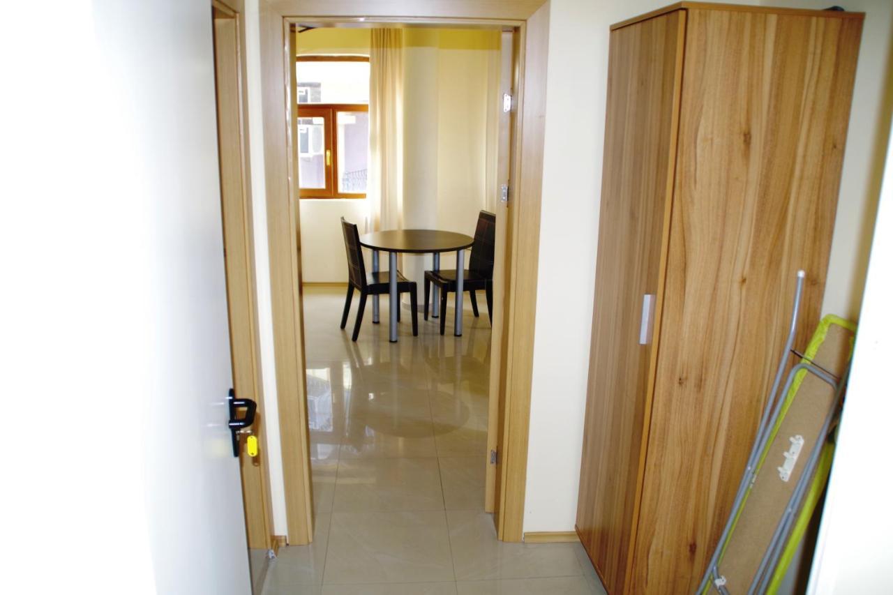 צ'רנומורץ Azura Garden Apartments מראה חיצוני תמונה