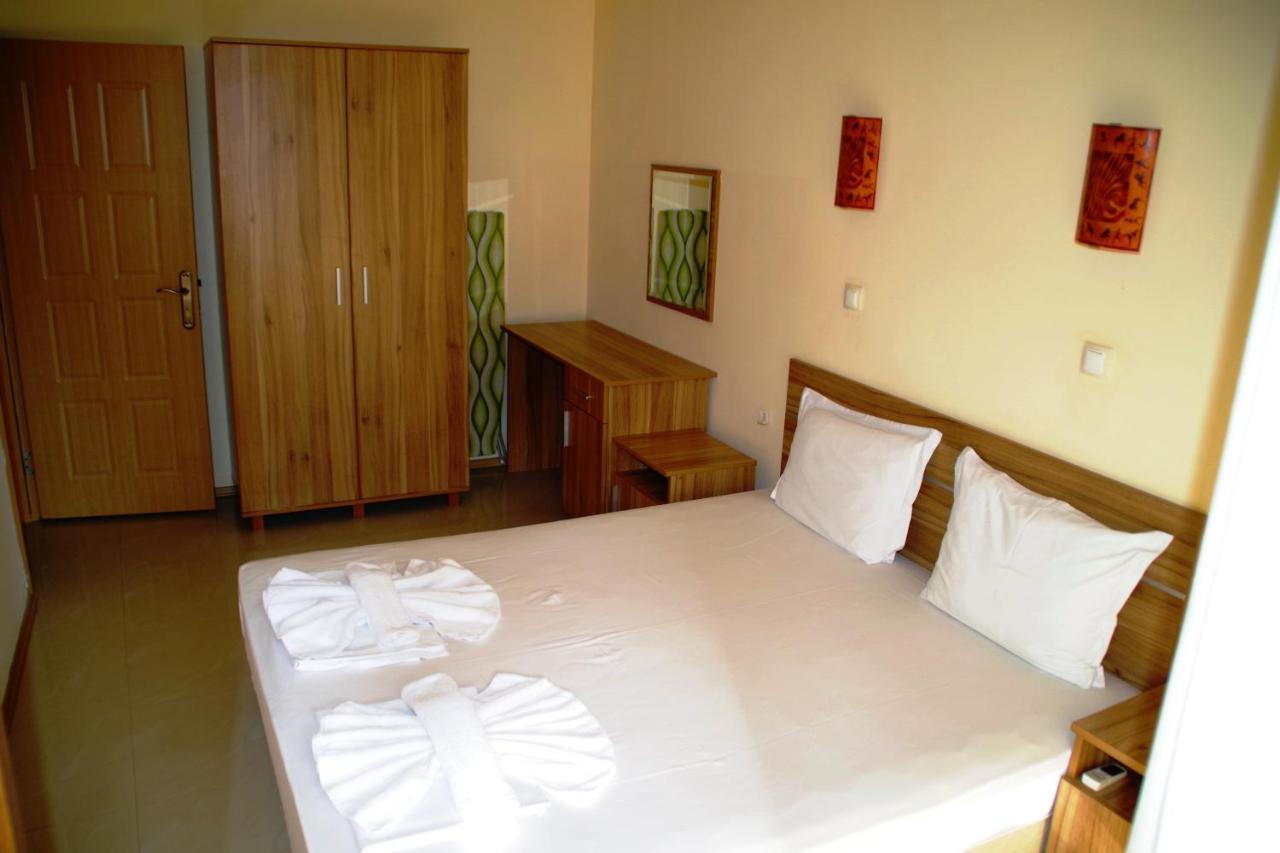 צ'רנומורץ Azura Garden Apartments מראה חיצוני תמונה