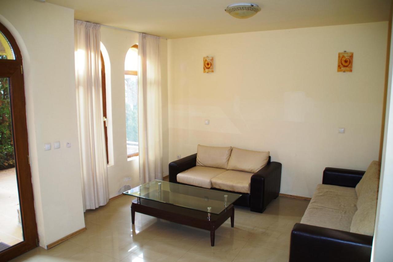 צ'רנומורץ Azura Garden Apartments מראה חיצוני תמונה